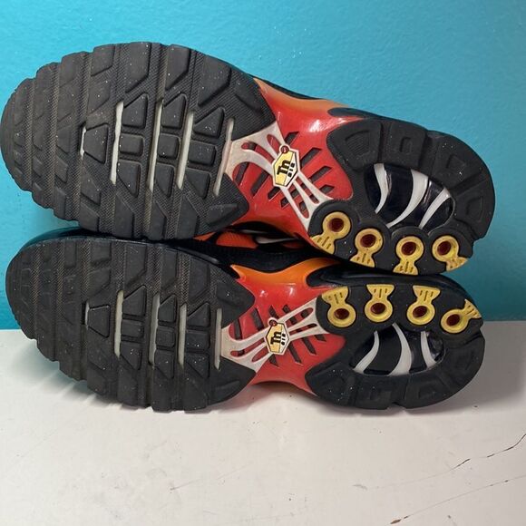 Nike Air Max Plus “Tiger” Orange Sneakers 852630-040 US Mens Size 8 / 41 EU main image 13